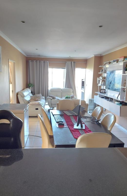 To Let 2 Bedroom Property for Rent in Royal Ascot Western Cape